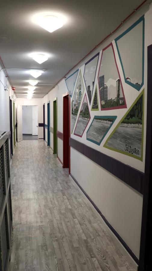 Sanera Hostelワルシャワ エクステリア 写真